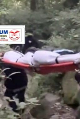Naas, Pendaki Gunung Gede Pangrango Ditandu Temannya