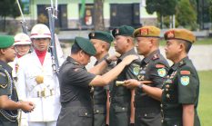 Regenerasi Kepemimpinan di Yonif 300/Brajawijaya: Komandan Baru Siap Lanjutkan Estafet Pembinaan Satuan