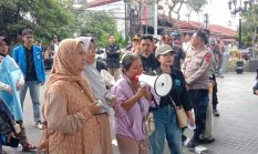 Setahun Tinggal di Pengungsian, Warga Wargasari Geruduk Pemda Tuntut Haknya